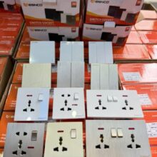 Cắm Âm Tường 046 Vàng Kim