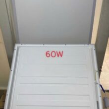 Đèn Led Panel 595*595 60w Thẳng Ở Giữa 4 Thanh Mắt Led Trắng